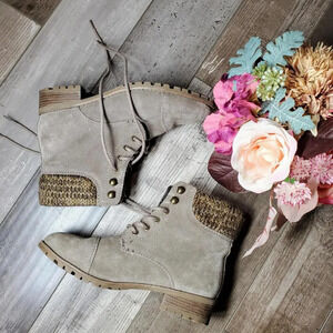 Bjorndal Phoebe Leather Lace Boots 352535 Beige Sz 8 1/2